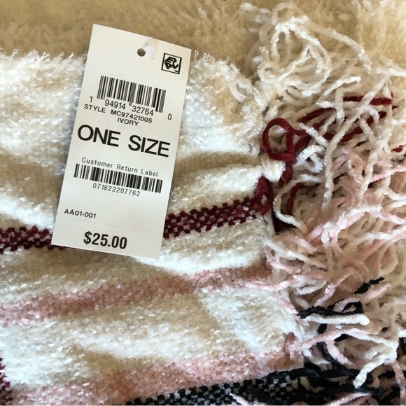 Charter Club Plaid Chenille Fringed Scarf NWT - Picture 4 of 8